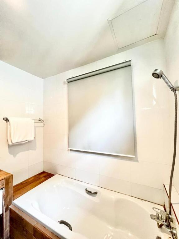 Lay Back C2 With Kitchen & High Speed Internet