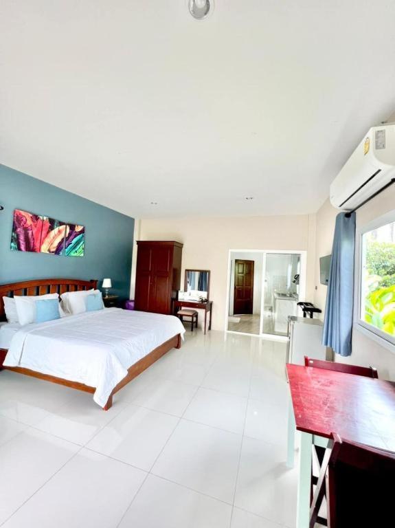 Lay Back C2 With Kitchen & High Speed Internet Krabi